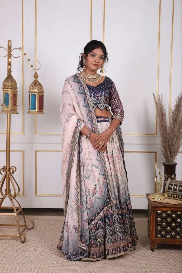 Noor-e-Nazaakat - Mirror & Handwork Lehenga Set